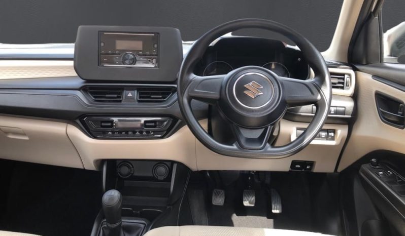 
								SUZUKI DZIRE 1.2 GA MT full									