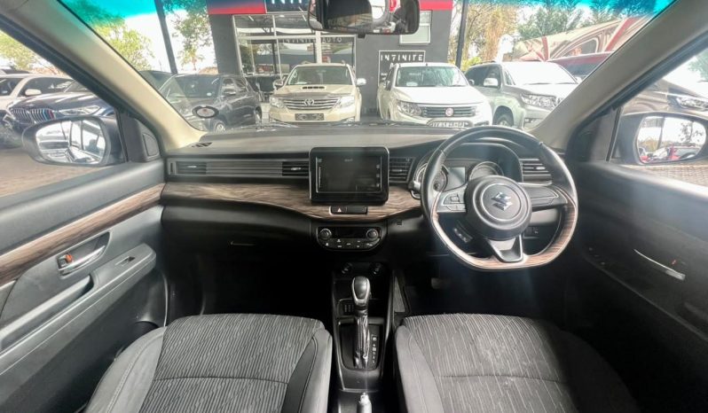 
								Suzuki Ertiga 1.5 Glx At full									