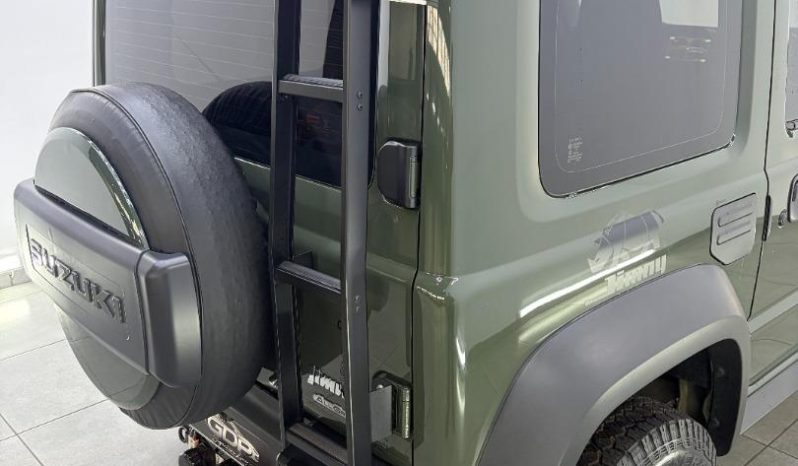 
								Suzuki Jimny 1.5 Glx full									