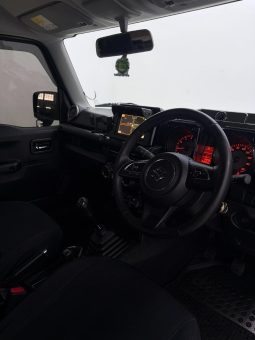 
										Suzuki Jimny 1.5 Glx full									