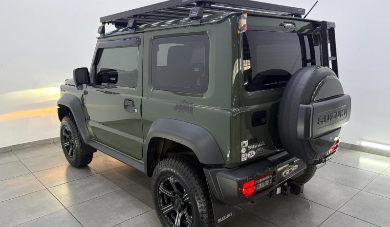 
								Suzuki Jimny 1.5 Glx full									