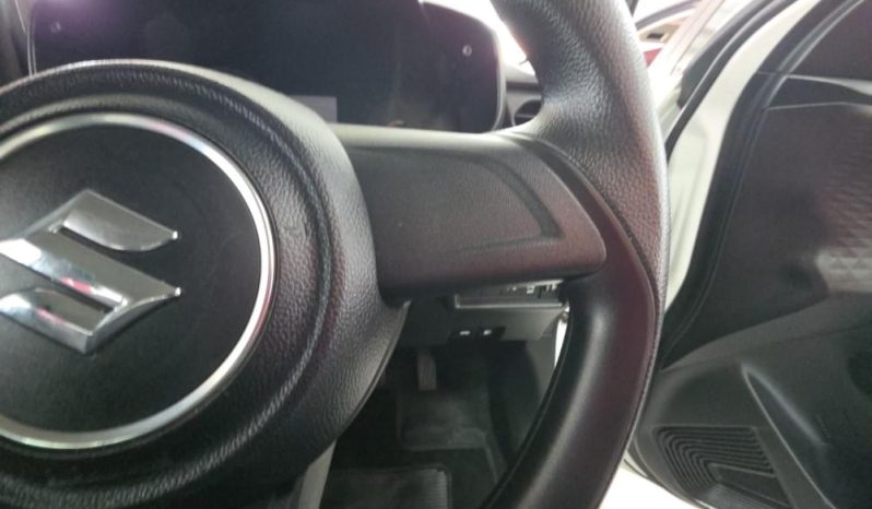 
								SUZUKI SWIFT 1.2 GL MT full									