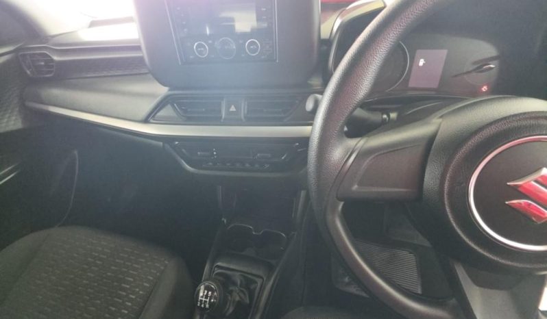 
								SUZUKI SWIFT 1.2 GL MT full									