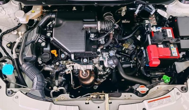 
								SUZUKI SWIFT 1.2 GL MT full									