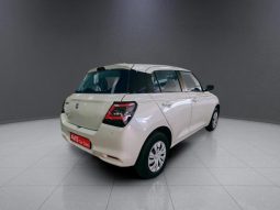 
										SUZUKI SWIFT 1.2 GL MT full									