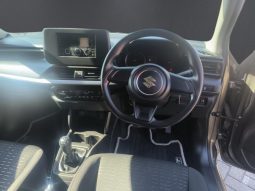
										SUZUKI SWIFT 1.2 GL MT full									