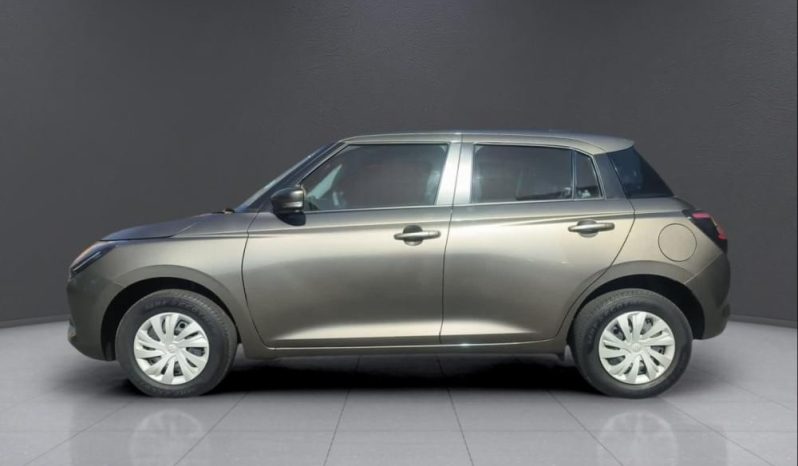 
								SUZUKI SWIFT 1.2 GL MT full									