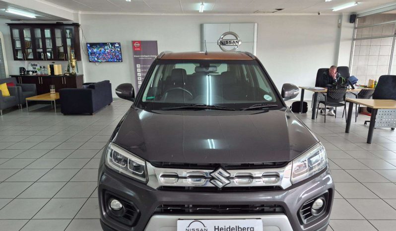 
								SUZUKI VITARA / VITARA BREZZA 2008 – ON VITARA BREZZA 1.5 GLX A/T full									