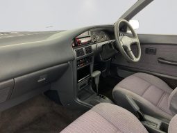 
										Toyota Corolla 160i Gl A/T full									