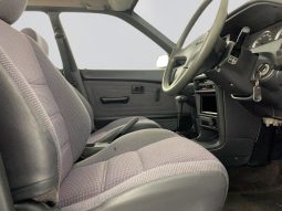
										Toyota Corolla 160i Gl A/T full									