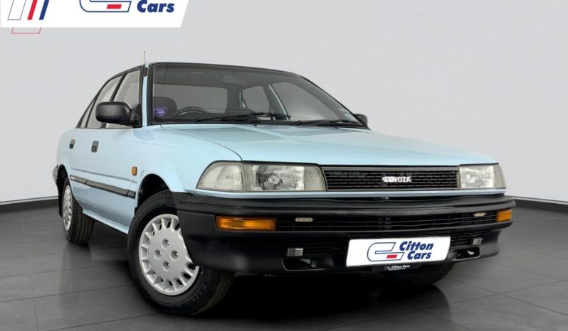 
								Toyota Corolla 160i Gl A/T full									