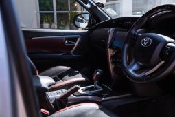 
										Toyota Fortuner 2.8GD-6 full									