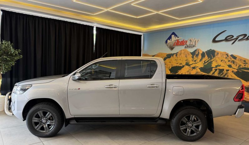 
								Toyota Hilux 2.8 Gd-6 Rb Raider At D Cab full									