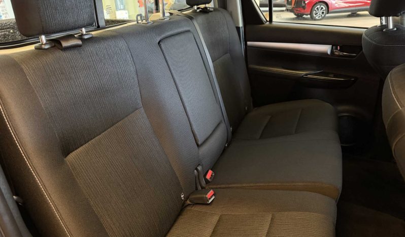 
								Toyota Hilux 2.8 Gd-6 Rb Raider At D Cab full									