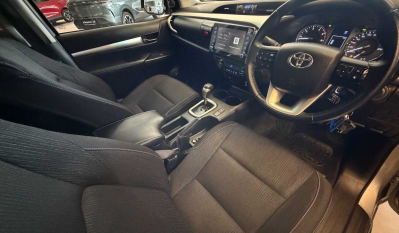 
								Toyota Hilux 2.8 Gd-6 Rb Raider At D Cab full									