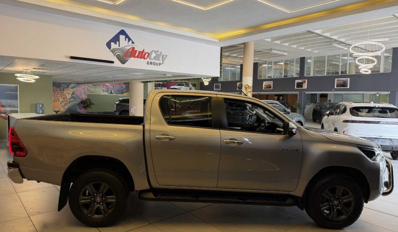 
								Toyota Hilux 2.8 Gd-6 Rb Raider At D Cab full									