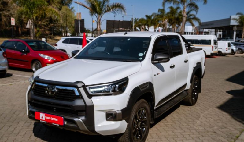 
								Toyota Hilux 2.8GD-6 Double Cab Legend Auto full									
