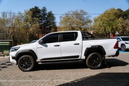 
										Toyota Hilux 2.8GD-6 Double Cab Legend Auto full									