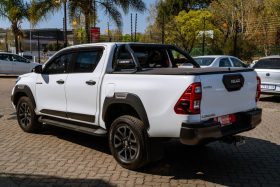 Toyota Hilux 2.8GD-6 Double Cab Legend Auto