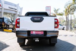 
										Toyota Hilux 2.8GD-6 Double Cab Legend Auto full									