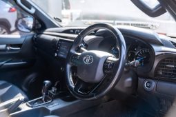 
										Toyota Hilux 2.8GD-6 Double Cab Legend Auto full									