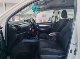 
										Toyota HILUX 2016 ON HILUX 2.4 GD-6 RB RAIDER P/U D/C full									