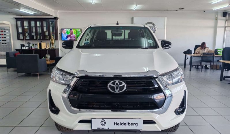 
								Toyota HILUX 2016 ON HILUX 2.4 GD-6 RB RAIDER P/U D/C full									