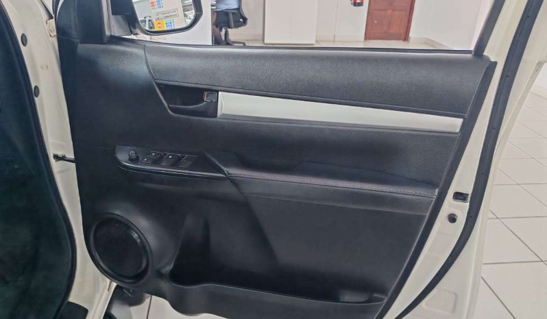 
								Toyota HILUX 2016 ON HILUX 2.4 GD-6 RB RAIDER P/U D/C full									