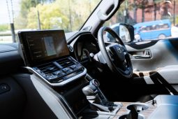 
										Toyota Land Cruiser 300 3.3D ZX full									