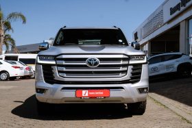 Toyota Land Cruiser 300 3.3D ZX