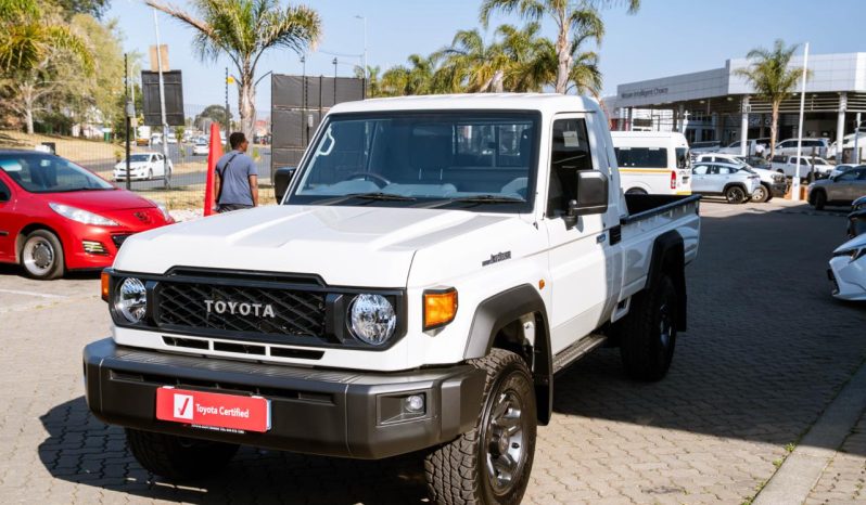 
								Toyota Land Cruiser 79 2.8GD-6 Single Cab Auto full									