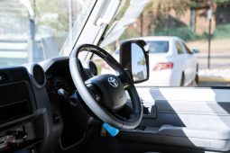 
										Toyota Land Cruiser 79 2.8GD-6 Single Cab Auto full									