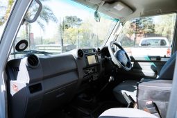 
										Toyota Land Cruiser 79 4.5D-4D LX V8 Double Cab full									