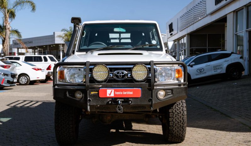 
								Toyota Land Cruiser 79 4.5D-4D LX V8 Double Cab full									
