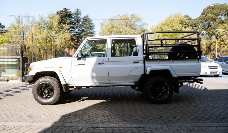 
								Toyota Land Cruiser 79 4.5D-4D LX V8 Double Cab full									