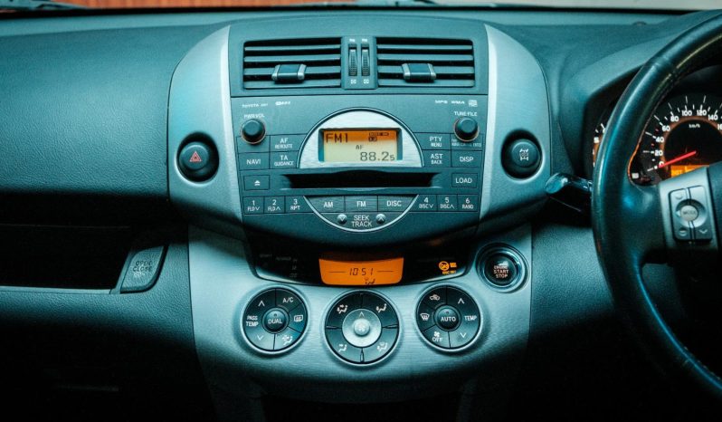 
								Toyota Rav4 2.0 Vx 5-Door 4X4 At full									