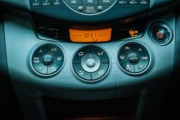 
										Toyota Rav4 2.0 Vx 5-Door 4X4 At full									