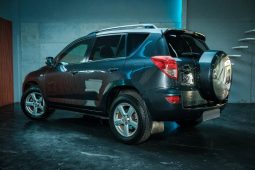 
										Toyota Rav4 2.0 Vx 5-Door 4X4 At full									