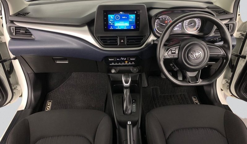 
								Toyota Starlet 1.5 Xs At full									