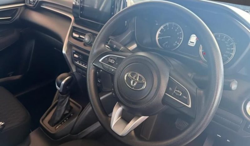 
								TOYOTA URBAN CRUISER 1.5 XR AT full									