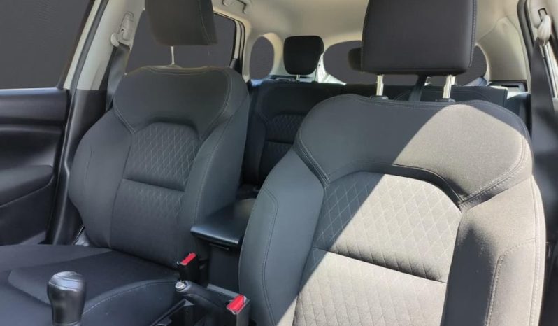 
								TOYOTA URBAN CRUISER 1.5 XR AT full									