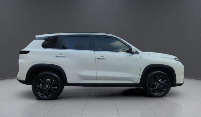 
								TOYOTA URBAN CRUISER 1.5 XR AT full									
