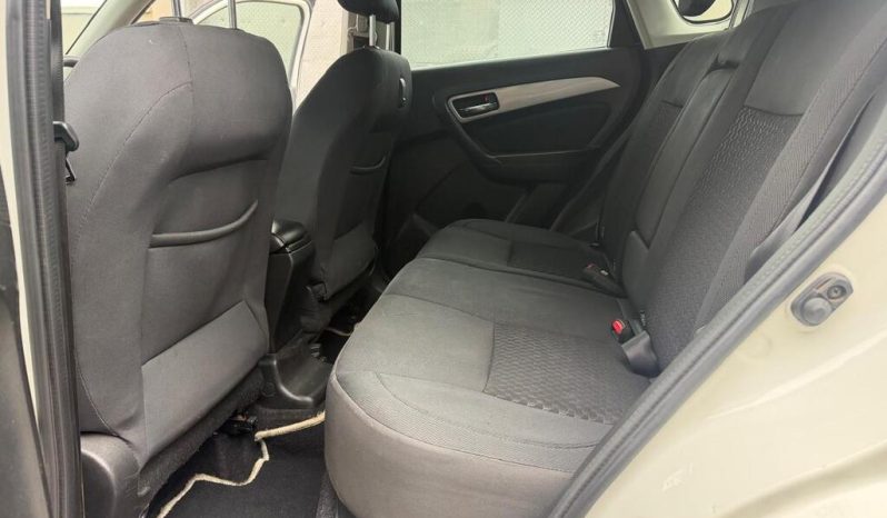 
								Toyota Urban Cruiser 1.5 Xr At full									
