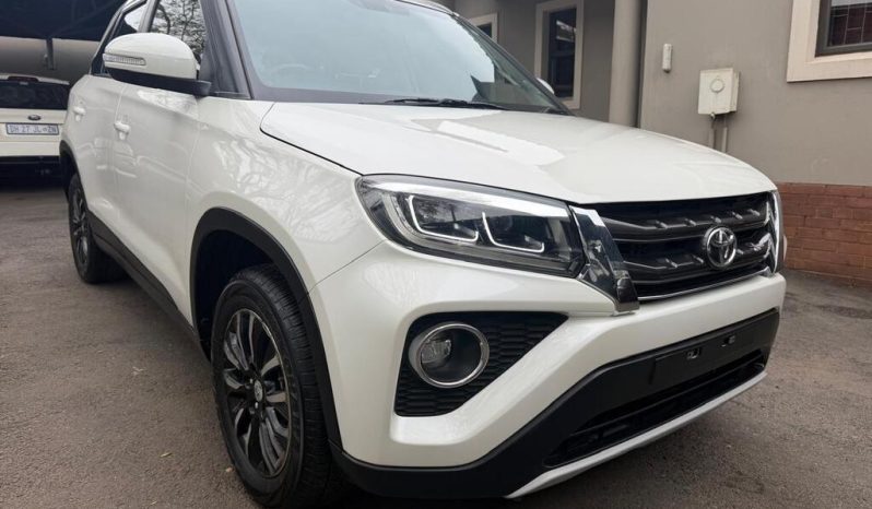 
								Toyota Urban Cruiser 1.5 Xr At full									