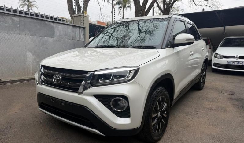 
								Toyota Urban Cruiser 1.5 Xr At full									