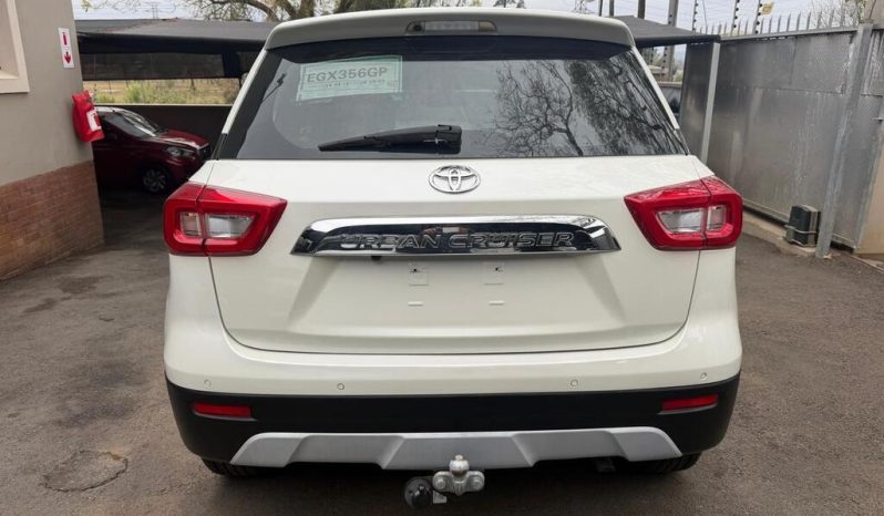 
								Toyota Urban Cruiser 1.5 Xr At full									
