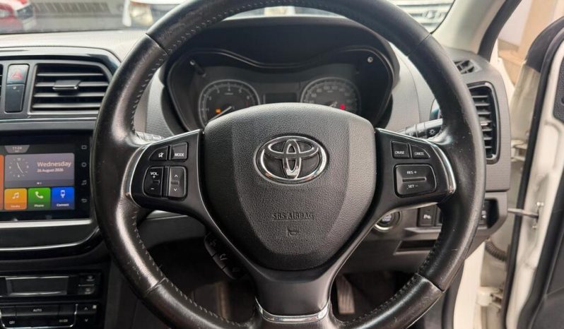 
								Toyota Urban Cruiser 1.5 Xr At full									