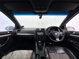 
										Volkswagen Golf 2.0 Gti full									