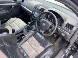 
										Volkswagen Golf 2.0 Gti full									