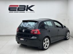 
										Volkswagen Golf 2.0 Gti full									